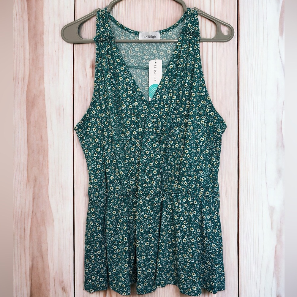 NWT Peplum Knit tank.  Size XL.